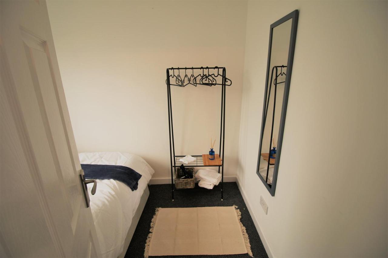 Thesiger Court Apartments - Free Private Parking - By Property Promise Кардіфф Екстер'єр фото